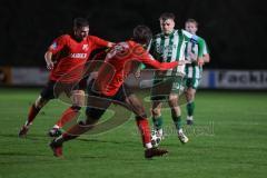 Landesliga - Saison 2025/26 - SV Manching - TSV Aindling - Sebastian Graßl (Nr.10 - SV Manching) - Noah Menhart rot Aindling  - Foto: Meyer Jürgen