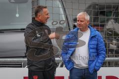 Saison 2026/27 - Freundschaftsspiel - 1. FC Nürnberg - FC Ingolstadt 04 - Cheftrainer Achim Beierlorzer (FCI) im Gespräch mit Geschäftsführer Sport/Kommunikation Harald Gärtner (FCI) - XXXXX - Foto: Meyer Jürgen