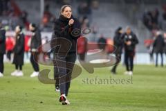 3. Liga; SV Wehen Wiesbaden - FC Ingolstadt 04; Spiel ist aus Sieg Jubel Freude Cheftrainerin Sabrina Wittmann (FCI) 2:5