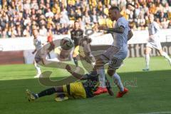 3. Liga - Saison 2024/25 - Alemannia Aachen - FC Ingolstadt 04  - Maximilian Dittgen (Nr.10 - FCI) - Florian Heister (Nr.19 - Alemannia Aachen) - Foto: Meyer Jürgen