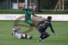 Landesliga - Saison 2024/25 - SV Manching - SV Cosmos Aystetten - Fabian Neumayer (Nr.9 - SV Manching) wird gefoult und erziehlt noch den 2:0 Führungstreffer - jubel - Tobias Ullmann weiss Aystetten - Daniel Mrozek Torwart Aystetten - Foto: Meyer Jürgen