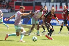 3. Liga; FC Ingolstadt 04 - Würzburger Kickers; Lars Lokotsch (13, FCI) Hägele Daniel (22 WKI)