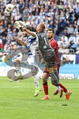 3. Liga; MSV Duisburg - FC Ingolstadt 04; Torwart Braune Maximilian (1 MSV) boxt den Ball von Lukas Fröde (34, FCI) weg, Coskun Can (27 MSV)