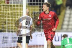 3. Liga; SSV Ulm - FC Ingolstadt 04; Tor Jubel Treffer 0:1 Julian Kügel (29, FCI) Seegert Marcel (21 Ulm) Torwart Schmitt Max (1 Ulm)