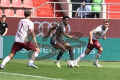 3. Liga; FC Ingolstadt 04 - VfL Osnabrück; Yann Sturm (7, FCI) Lesueur Tony Rudy (23 VFL) Yannick Deichmann (20, FCI)