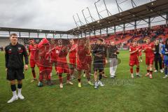 3. Liga; FC Ingolstadt 04 - SSV Ulm; Sieg Jubel Freude nach dem Spiel, Spieler bedanken sich bei den Fans Marcel Costly (22, FCI) Linus Rosenlöcher (19, FCI)