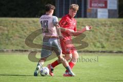 Kreisliga - Saison 2026/27 - SV Zuchering - VFB Eichstätt II - Samuel Schmid rosa Eichstätt II  - Laurenz Klein rot Zuchering - Foto: Meyer Jürgen