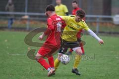 Kreisliga - Saison 2024/25- TSV Kösching - FC Hitzhofen/Oberzell - Dominik Fielser gelb Hitzhofen - Mark Kocima rot Kösching - Foto: Meyer Jürgen