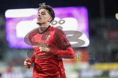 3. Liga; VfL Osnabrück - FC Ingolstadt 04; Ecke Dennis Kaygin (10, FCI)