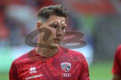 3. Liga; FC Ingolstadt 04 - SSV Jahn Regensburg; vor dem Spiel Jonas Scholz (15, FCI)