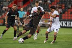 3. Liga - Saison 2025/26 - VFB Stuttgart II - FC Ingolstadt 04  - Carlsen Frederic Bennedsgaard (Nr.8 - FC Ingolstadt 04) - Leny Meyer (Nr.16 - VFB Stuttgart II) - Foto: Meyer Jürgen