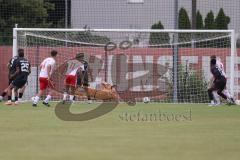 *** Bayernliga Nord - Saison 2025/26 - FC Ingolstadt 04 II - Jahn Regensburg II - Torwart Raphael Eßlinger (Nr.12 - FC Ingolstadt II) - Der 0:1 Führungstreffer durch Gebhard Paul weiss Regensburg - jubel - Foto: Meyer Jürgen