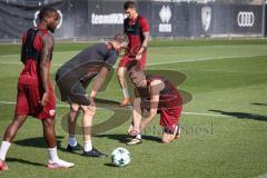 3. Liga - Saison 2026/27 - 1. Trainingseinheit mit Achim Beierlorzer - Cheftrainer Achim Beierlorzer (FCI) - Lars Lokotsch (Nr.13 - FCI) - Foto: Meyer Jürgen