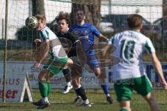 Landesliga - Saison 2025/26 - SV Manching - TSV Schwabmünchen - Rainer Meisinger (Nr.8 - SV Manching) - Kusterer Lucas schwarz Schwabmünchen - Zeche Fabio TW Schwabmünchen - Foto: Meyer Jürgen