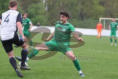 Bezirksliga - Saison 2025/26 - TSV Ober./Unterhaunstadt - FC Gerolfing - Niklas Nissl (Nr.10 - FC Gerolfing) - Oliver Günther grau Ober./Unterhaunstadt - Foto: Meyer Jürgen