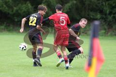 Kreisliga - Saison 2024/25- SV Kasing - SV Eitensheim - Marco Fachner rot Eitensheim - Jan Witek #22 Kasing - Foto: Meyer Jürgen