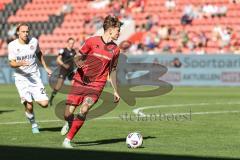 3. Liga; FC Ingolstadt 04 - SV Wehen Wiesbaden; Frederik Christensen (11, FCI) Johansson Ryan (20 SVWW)
