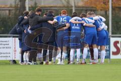 Kreisliga - Saison 2024/25- SV Hundszell - SV Menning -  - Menning bildet einen Kreis vor dem Spiel - XXXXX - Foto: Meyer Jürgen