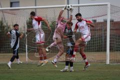 Kreisliga- Saison Saison 2026/27 - SV Türkisch Ingolstadt - TSV Ober./Unterhaunstadt -  Ali Cakmakci TW Ober./Unterh.stadt  - Fabio Udella grau Ober./Unterh.stadt  - Emre Erdogan weiss Türkisch rechts - Foto: Meyer Jürgen