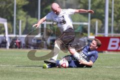 Kreisklasse - Saison 2024/25- TSV Gaimersheim II - TSV Etting  - Moritz Heckl weiss Gaimersheim - Sascha Depner blau Etting - Foto: Meyer Jürgen