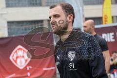 Toto-Pokal Finale; Würzburger Kickers - FC Ingolstadt 04; vor dem Spiel Co-Trainer Fabian Reichler (FCI)