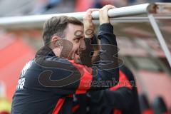 3. Liga; FC Ingolstadt 04 - SSV Ulm; an der Seitenlinie, Spielerbank Co-Trainer Fabian Reichler (FCI)