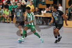 Lotto Bayern Hallencup - Lindenkreuzhalle Saison 2024/25 - DJK München -  SV Manching - Romeo Öxler grün Manching - Collin Appiah schwarz München - Foto: Meyer Jürgen