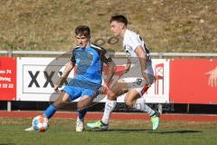 2.BL; Testspiel; FC Ingolstadt 04 - FC Wacker Innsbruck; Zweikampf Kampf um den Ball Dennis Eckert Ayensa (7, FCI)