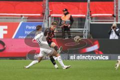 3. Liga; FC Ingolstadt 04 - Erzgebirge Aue; Simon Lorenz (32, FCI) Sijaric Omar (11 Aue)