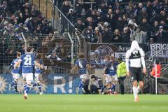 3. Liga; Arminia Bielefeld - FC Ingolstadt 04; Tor Jubel Treffer 1:0 Oppie Louis (4 AB) Corboz Mael (6 AB) Lannert Christopher (24 AB) Russo Stefano (21 AB), hängende Köpfe bei Ingolstadt, Benjamin Kanuric (8, FCI)