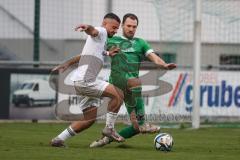 Bezirksliga - Saison 2025/26 - FC Gerolfing - DJK München - Berkan Altug weiss München - Felix Winkelmeyr (Nr.8 - FC Gerolfing) - Foto: Meyer Jürgen