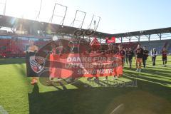 3. Liga - Saison 2024/25 - FC Ingolstadt 04 - SV Wehen Wiesbaden - Das Spiel ist aus - Banner - Choreo - Torwart Marius  Funk (Nr.1 - FCI)- Foto: Meyer Jürgen