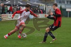 Kreisklasse - Saison 2025/26- Türk SV Ingolstadt - SC Steinberg-  - Daniel Drotleff weiss Türkisch - Aidan Röttger rot Steinberg  - Foto: Meyer Jürgen