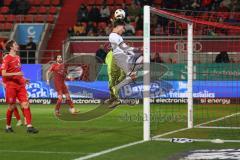 3. Liga - Saison 2024/25 - FC Ingolstadt 04 - SpVgg Unterhaching - Deniz Zeitler (Nr.38 - FCI) mit einer Torchance - Torwart Konstantin Heide (Nr.1 - Unterhaching) - Foto: Meyer Jürgen