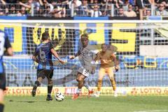 3. Liga; 1. FC Saarbrücken - FC Ingolstadt 04 - Niclas Dühring (18, FCI) Sontheimer Patrick (6 FCS) Torwart Marius Funk (1, FCI)