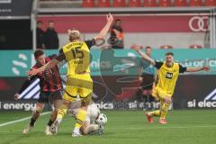 3. Liga; FC Ingolstadt 04 - Borussia Dortmund II; Torchance verpasst Sebastian Grönning (11, FCI) Lotka Marcel (35 BVB2) Hüning Ben Vincent (15 BVB2)