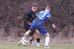 Freundschaftsspiel - Saison 2025/26 - SV Menning - SV Manching - Timo Jung (Nr.21 - SV Manching) - Hermann Zagler blau Menning  - Foto: Meyer Jürgen