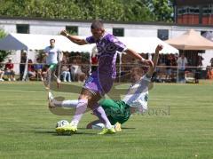 Testspiel - Saison 2026/27 - VFB Eichstätt - FC Ingolstadt 04 - Ognjen Drakulic (Nr.30 - FCI) - Jonathan Grimm (Nr.39 - VFB Eichstätt) - Foto: Meyer Jürgen