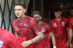 3. Liga; FC Ingolstadt 04 - SSV Jahn Regensburg; Julian Kügel (29, FCI) vor dem Spiel