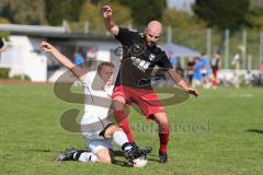 Kreisklasse - Saison 2024/25- TSV Gaimersheim II - SV Buxheim-  - Moritz Heckl schwarz Gaimersheim - Michael Brems weiss Buxheim - Foto: Meyer Jürgen