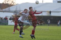 Kreisklasse - Saison 2024/25- SV Zuchering - FC Wackerstein/Dünzing - Florian Meier rot Zuchering - Feyyaz Balaban weiss Wackerstein - Foto: Meyer Jürgen