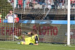 Toto-Pokal; Finale; FV Illertissen - FC Ingolstadt 04; Elfmeterschießen, Tor gegen Ingolstadt, Torwart Marius Funk (1, FCI)