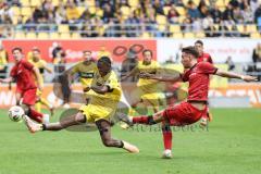 3. Liga; Alemannia Aachen - FC Ingolstadt 04; Max Besuschkow (17, FCI) Torchance verpasst Nadjombe Pierre (29 AA)