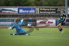 Bezirksliga - Saison 2026/27- TSV Gaimersheim -  - Gabriel Weiß (Nr.32 - TSV Gaimersheim) mit einer Torchance aber vergibt - Benedikt Heinrich TW Waldperlach - Foto: Meyer Jürgen