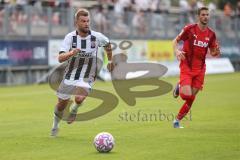 Toto Pokal; FC Memmingen - FC Ingolstadt 04, 2. Runde; Zweikampf Kampf um den Ball Yannick Deichmann (20, FCI)