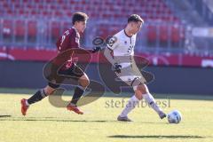 Testspiel; 1. FC Nürnberg - FC Ingolstadt 04 - Max Besuschkow (17, FCI) Okunuki Kanji (11 FCN)