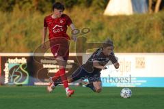 Kreisliga - Saison 2025/26- SV Zuchering - TV Münchsmünster - Yannick Stibbe rot Zuchering  - Silas Wisser blau MÜ-Münster  - Foto: Meyer Jürgen