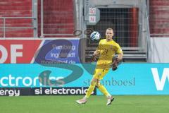 3. Liga; FC Ingolstadt 04 - SSV Jahn Regensburg; Torwart Marius Funk (1, FCI)