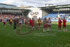 3. Liga - Saison 2025/26 - SV Wehen/Wiesbaden - FC Ingolstadt 04  -  die Spieler bedanken sich bei den Fans -   - XXXXX - Foto: Meyer Jürgen