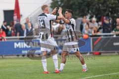 Toto-Pokal - VfB Forstinning - FC Ingolstadt 04; Tor Jubel Treffer 1:3 Emre Gül (5, FCI) Lars Lokotsch (13, FCI)